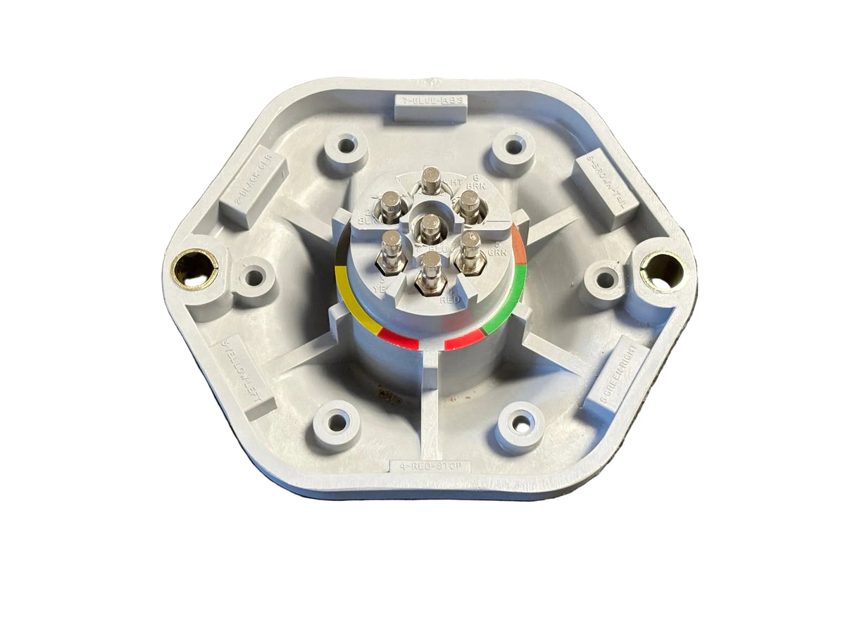 Tramec Sloan 38312 SAE J560 7-Way Trailer Receptacle with Gasket – Wilson Trailer Compatible