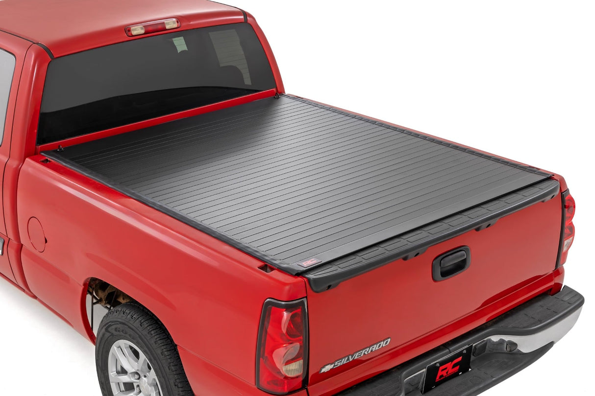 Rough Country Hard Roll-Up Bed Cover 6'7" Bed - Chevy/GMC Silverado/Sierra 1500 2000-2006 - 50288650